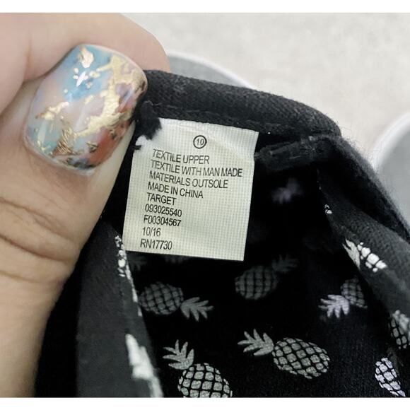 Cat & Jack Black Gray Pineapple Canvas Slip On Shoes Toddler Size 10 - Picture 4 of 6